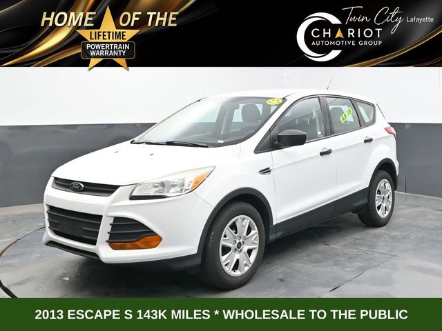 Oxford White 2013 Ford Escape S FWD SUV / Crossover Front-Wheel Drive 6-Speed Automatic