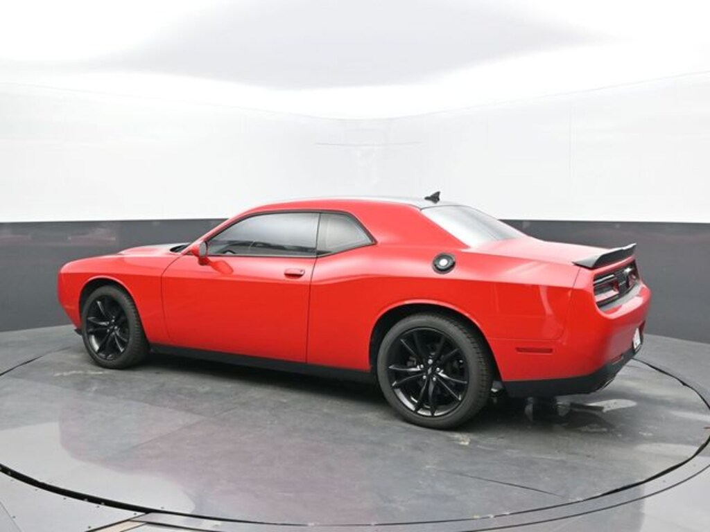 Used 2018 Dodge Challenger SXT Coupe
