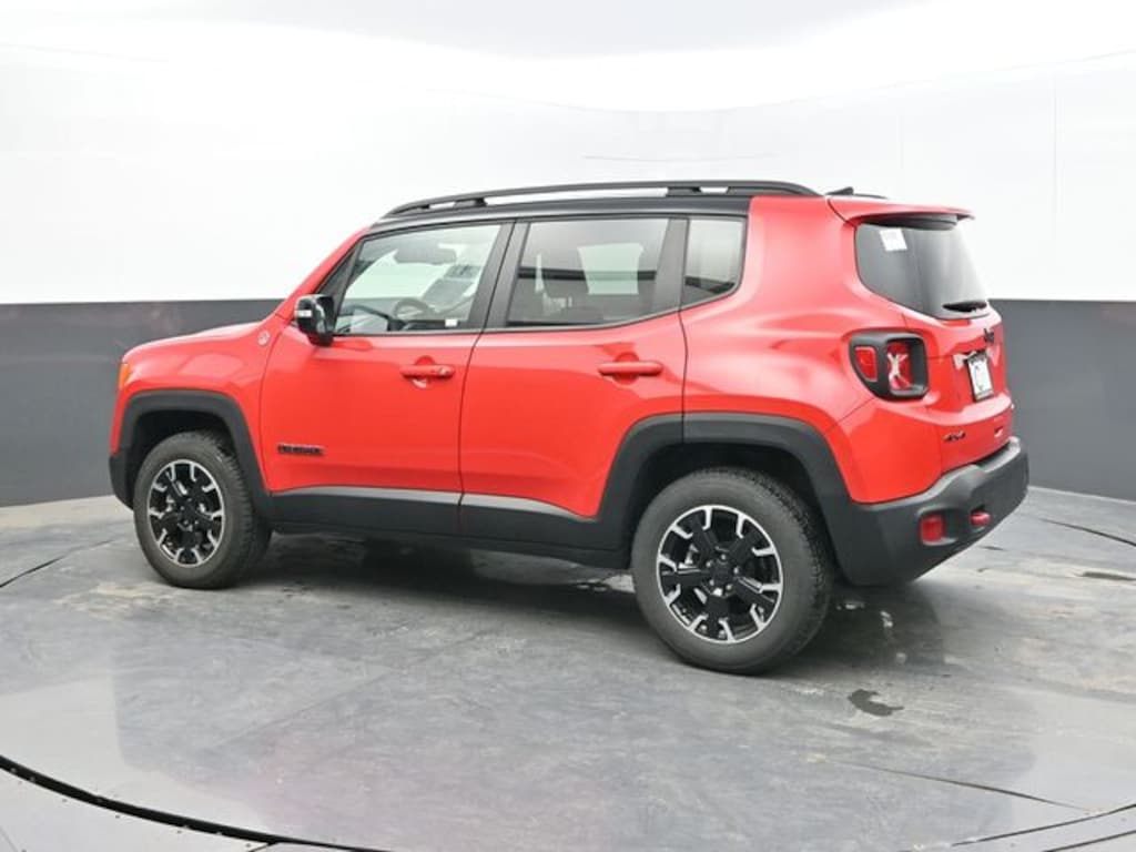 Used 2023 Jeep Renegade Trailhawk SUV