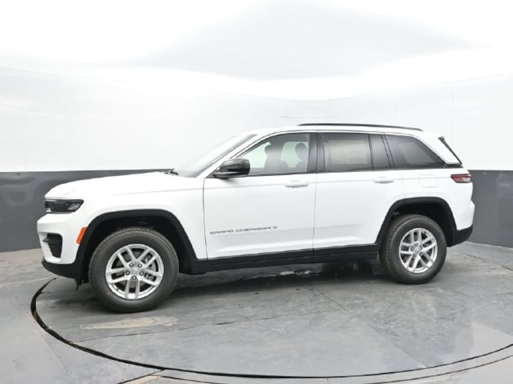 New 2026 Jeep Grand Cherokee Laredo X Sport Utility