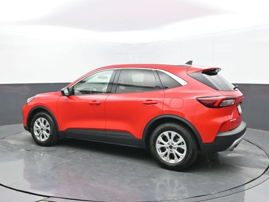 Used 2024 Ford Escape Active SUV