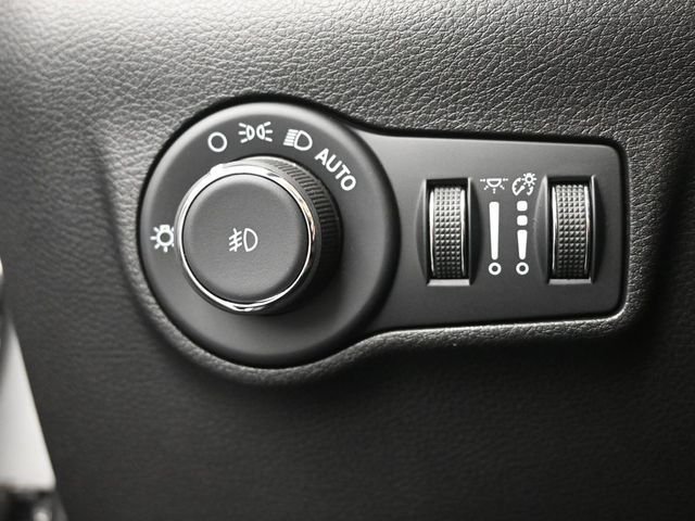 2025 Jeep Compass Latitude - Photo 34