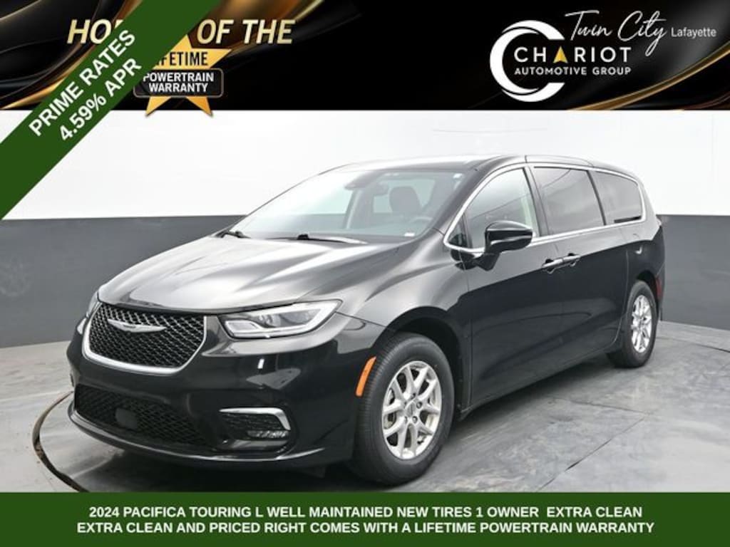 Used 2024 Chrysler Pacifica Touring L Minivan/Van