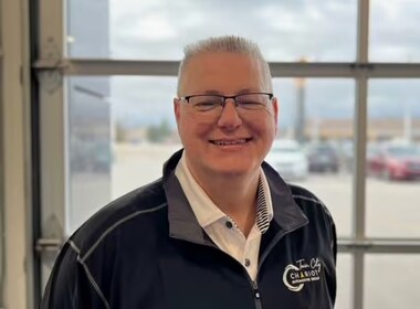 Staff member TONY CRON from ID_39ade9ead1de