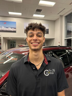 Staff member SAVION WADDELL from ID_8bdccc903109