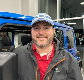 Staff member JON FRAME from ID_8bdccc903109