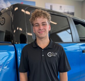 Staff member ANDREW KLINE from ID_8bdccc903109