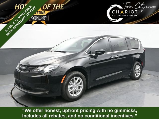 2025 Chrysler Voyager LX's photo