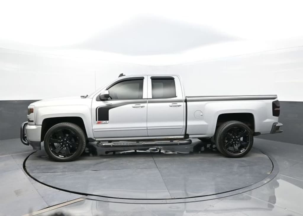 Used 2016 Chevrolet Silverado 1500 LT Truck