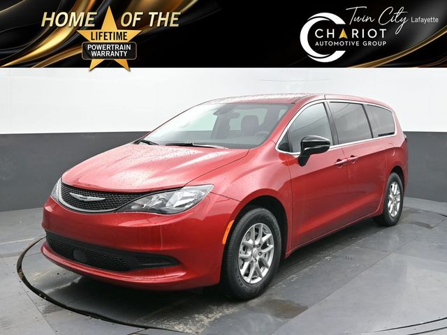 2026 Chrysler Voyager LX's photo