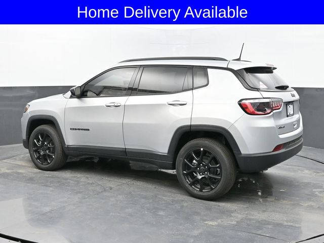 2025 Jeep Compass Latitude photo 3