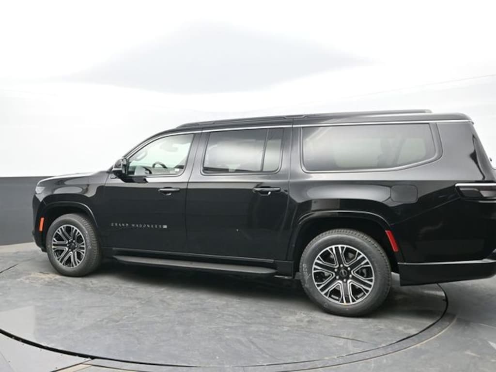 New 2026 Jeep Grand Wagoneer L 4X4 Sport Utility