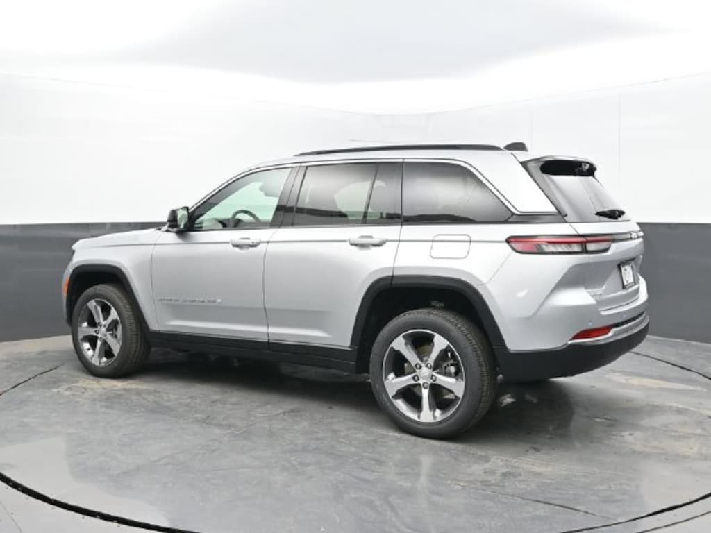 New 2026 Jeep Grand Cherokee Limited Sport Utility