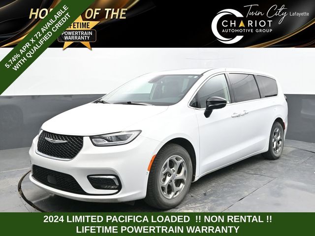 2024 Chrysler Pacifica Limited's photo