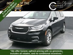 2026 Chrysler Pacifica Limited Passenger Van