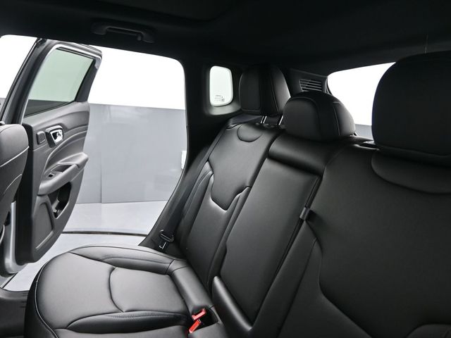 2025 Jeep Compass Limited - Photo 15