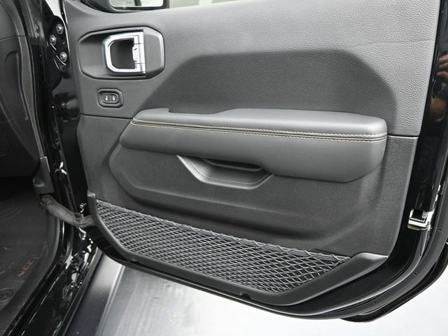 2025 Jeep Wrangler 4-Door Rubicon 392 Final Edition - Photo 25