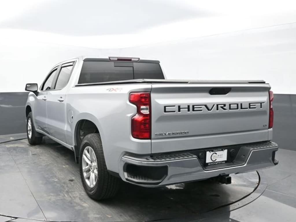 Used 2021 Chevrolet Silverado 1500 LT Truck