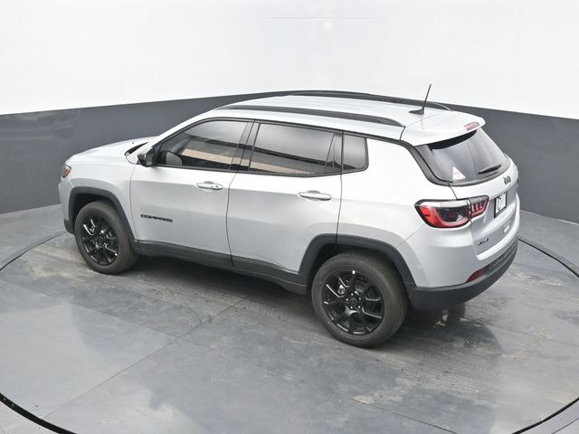 2025 Jeep Compass Latitude - Photo 49