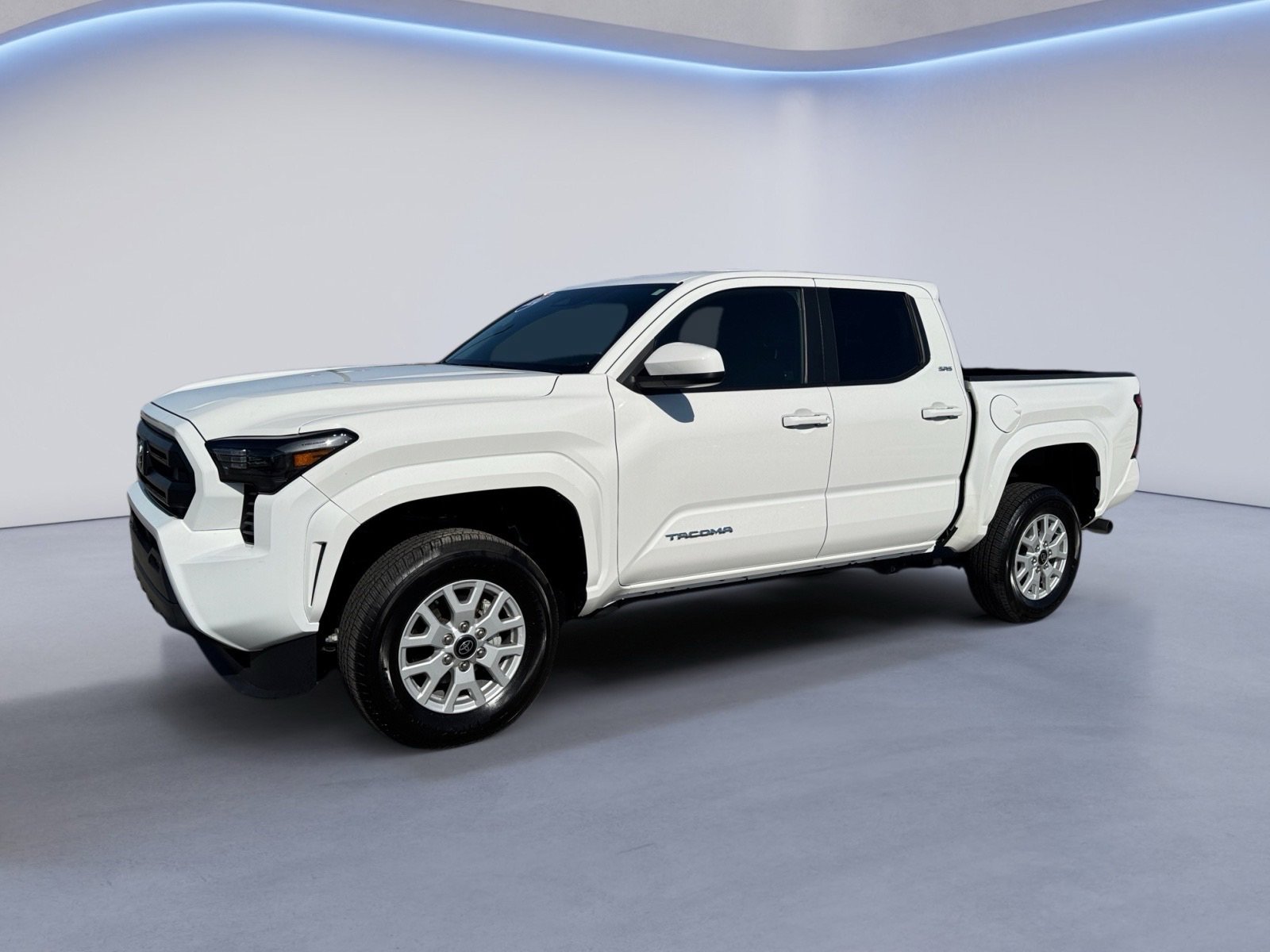 2024 Toyota Tacoma SR5 Double Cab photo 3