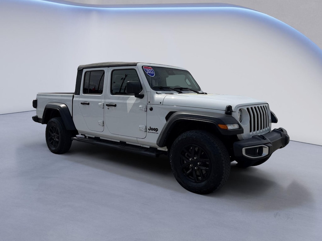 Used 2023 Jeep Gladiator Sport S Truck Crew Cab
