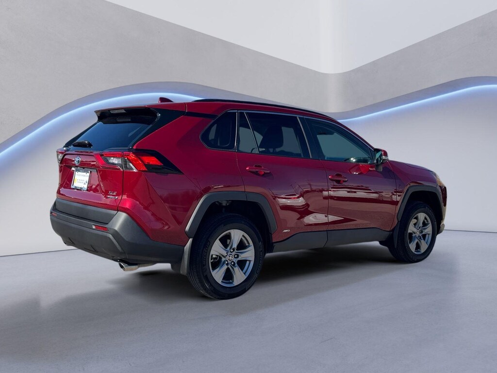 Used 2024 Toyota RAV4 Hybrid XLE SUV