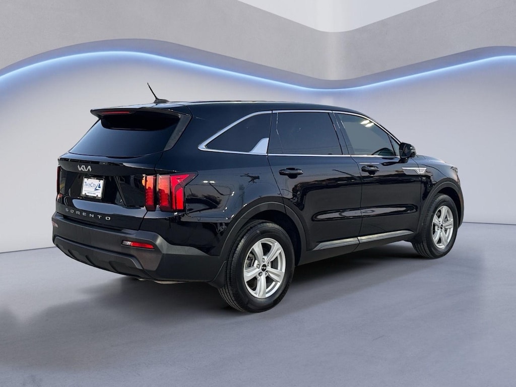 Certified 2022 Kia Sorento LX SUV