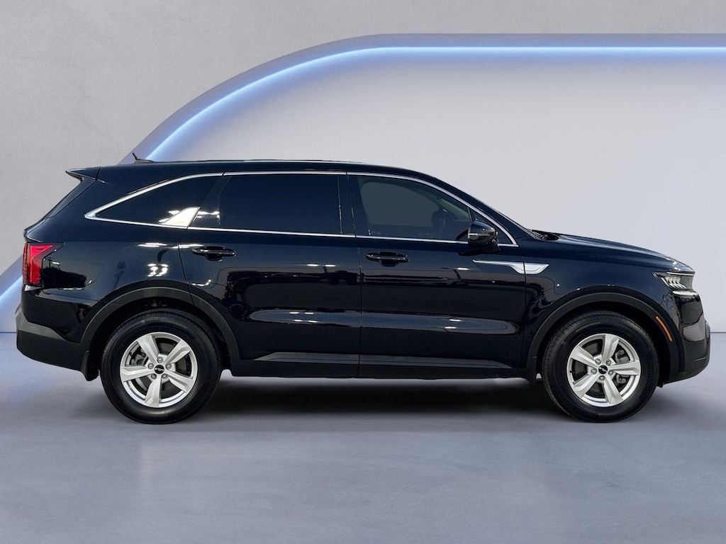 Certified 2022 Kia Sorento LX SUV