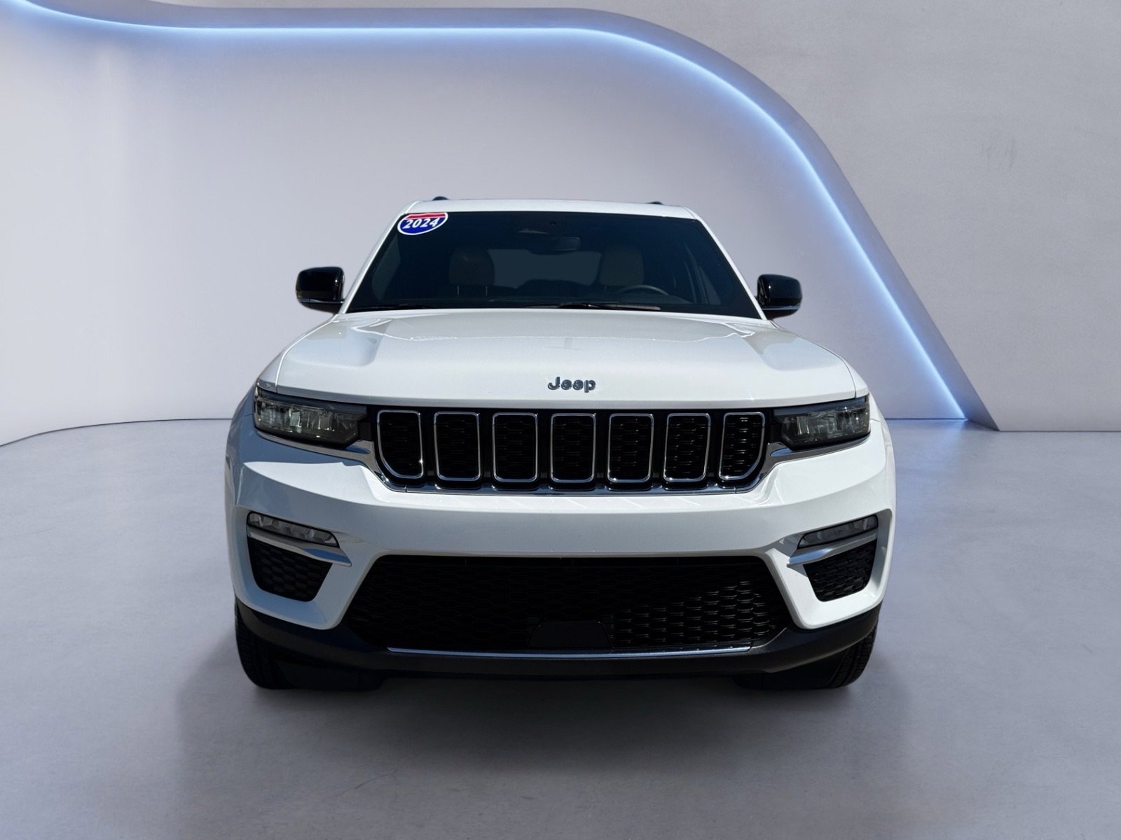 2024 Jeep Grand Cherokee Limited photo 2