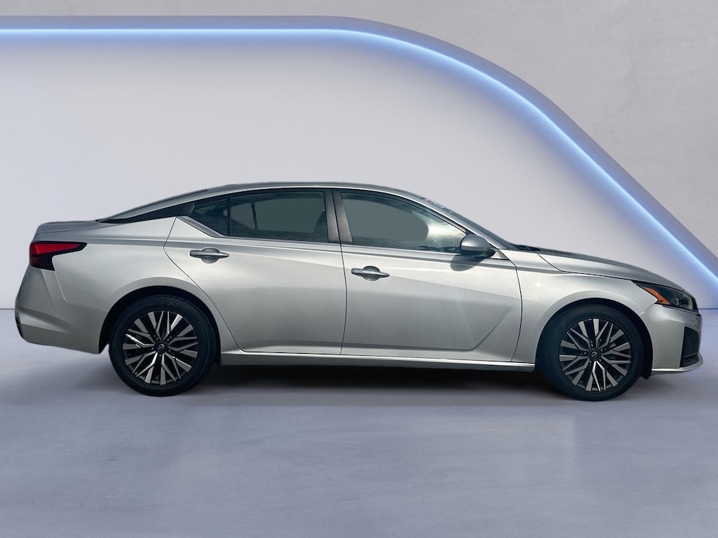 Certified 2023 Nissan Altima 2.5 SV Sedan