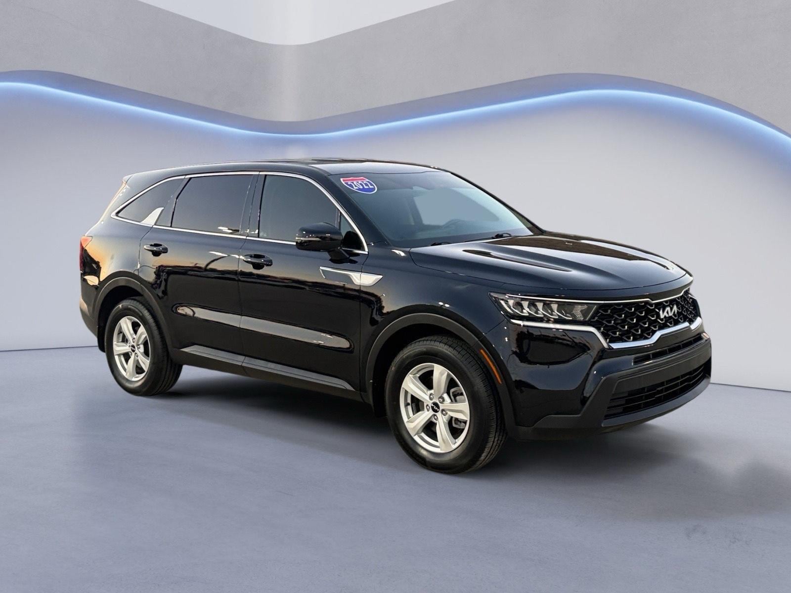 2022 Kia Sorento LX's photo