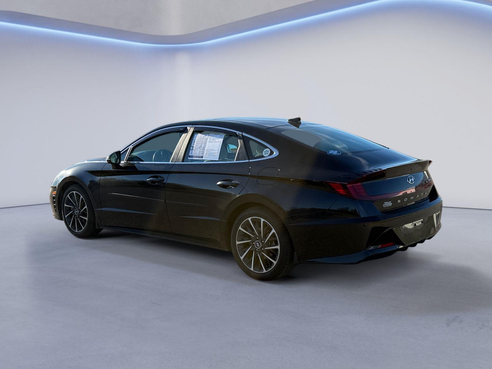 2022 Hyundai Sonata Limited photo 3