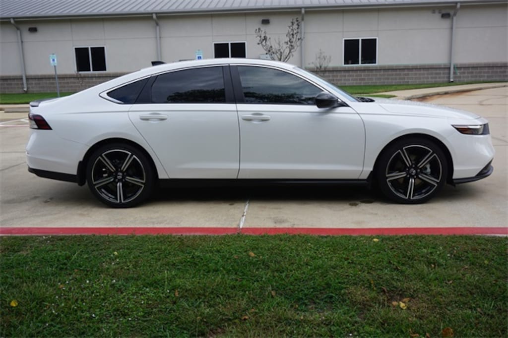 New 2024 Honda Accord Hybrid Sport Sedan Platinum White Pearl Port