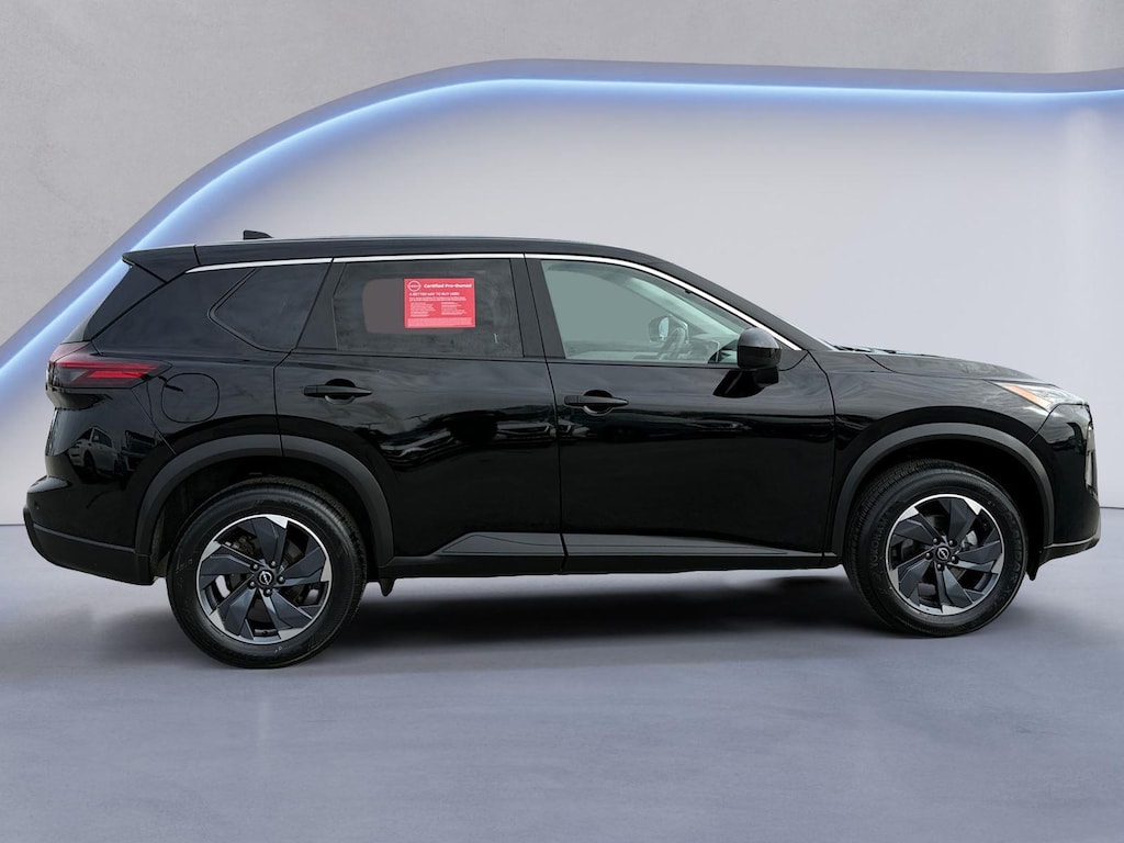 Used 2025 Nissan Rogue SV SUV