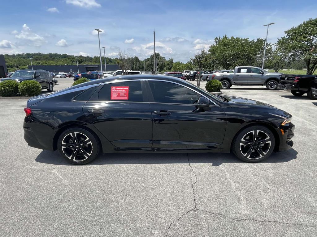 2022 Kia K5 GT-Line photo 4