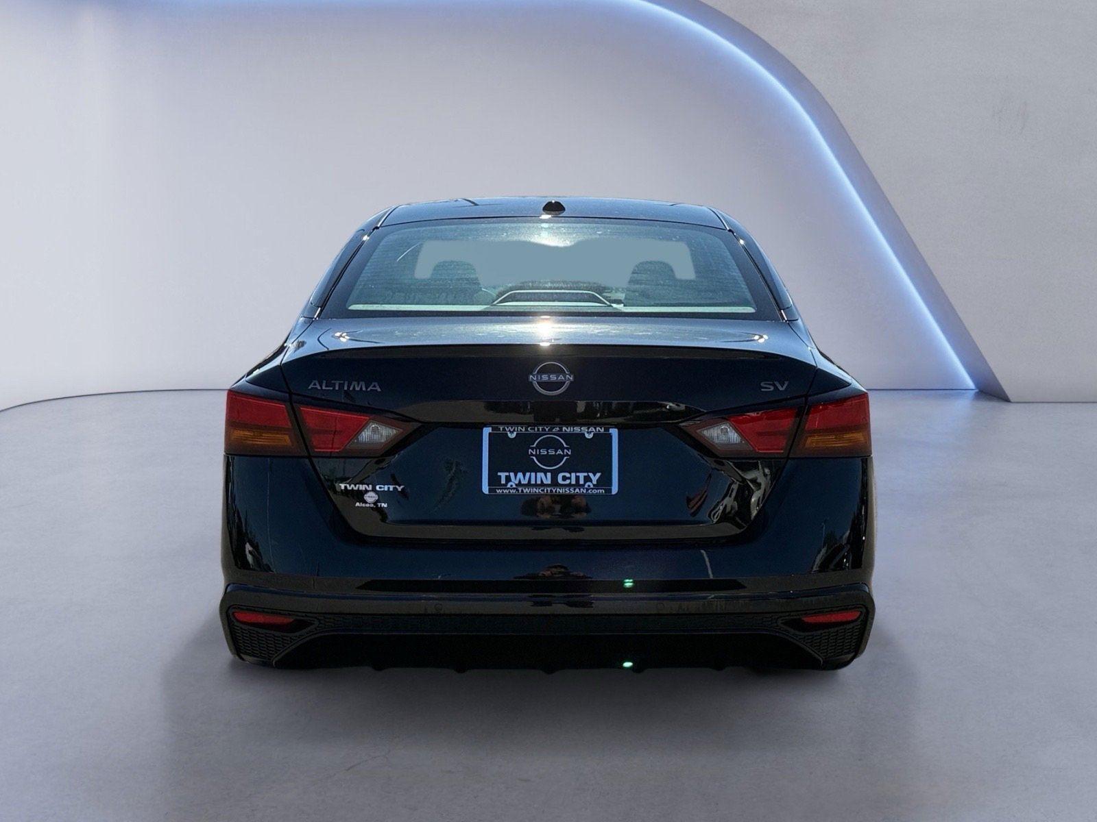 2024 Nissan Altima 2.5 SV photo 4