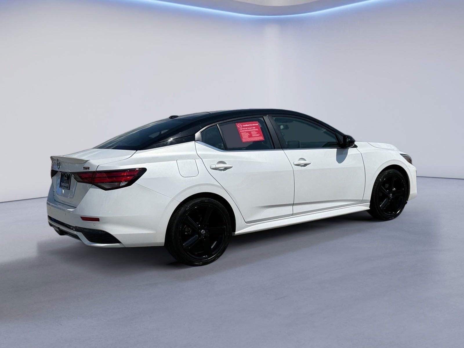 2024 Nissan Sentra SR photo 3