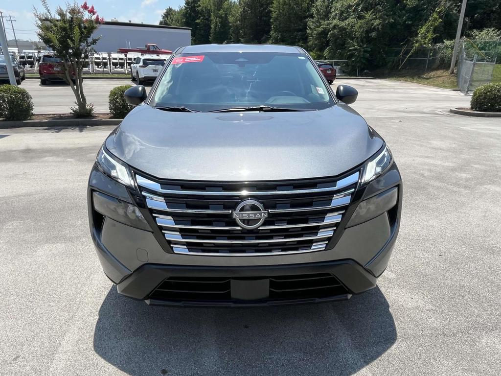 2025 Nissan Rogue S photo 2