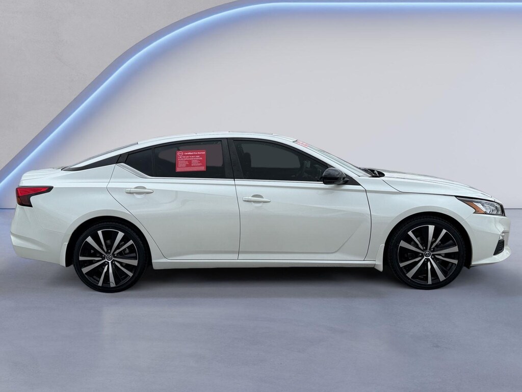 Used 2020 Nissan Altima 2.5 SR Sedan