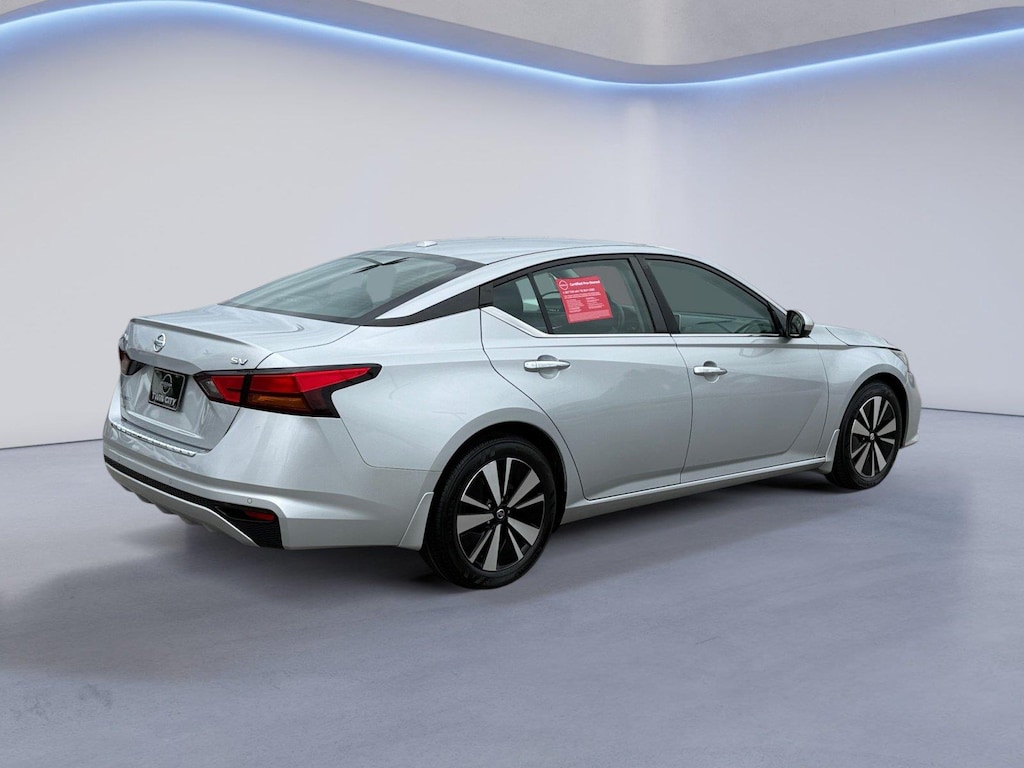 Certified 2022 Nissan Altima 2.5 SV Sedan