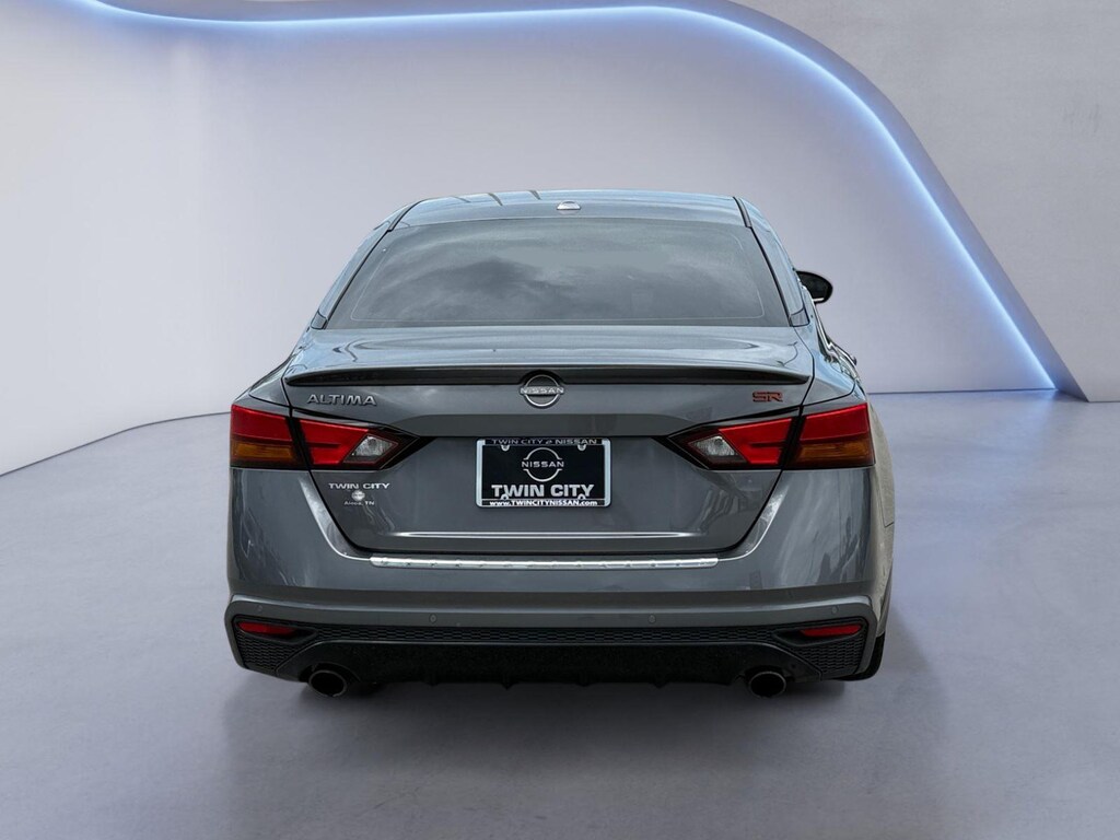 Used 2023 Nissan Altima 2.5 SR Sedan