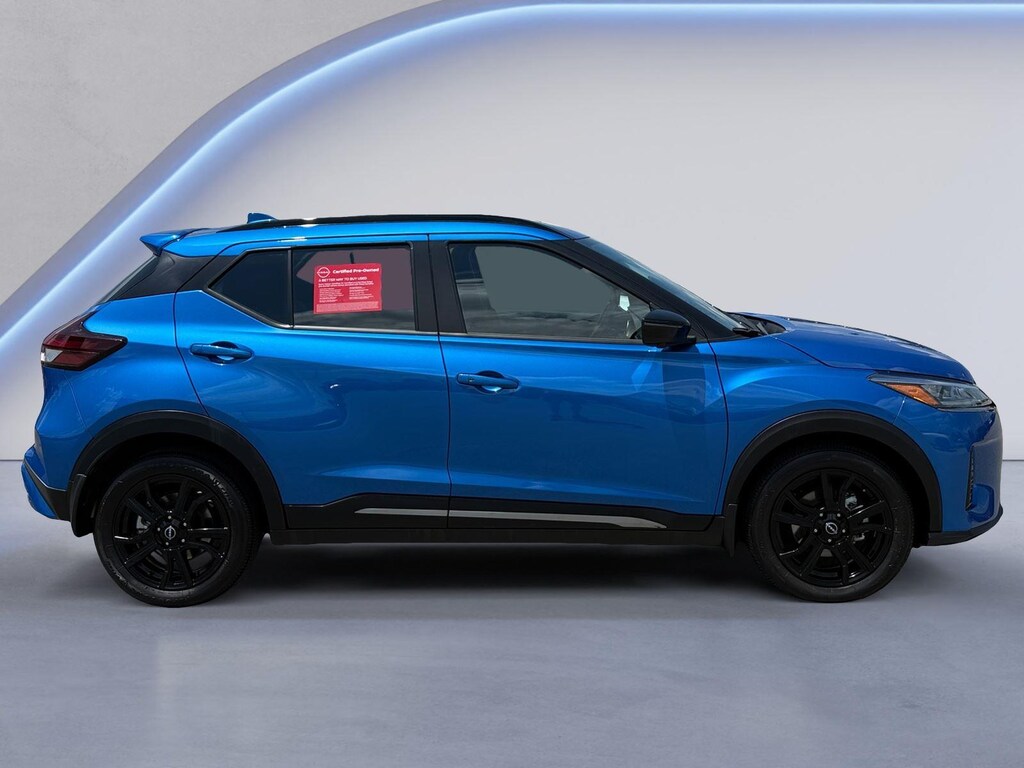 Used 2024 Nissan Kicks SR SUV