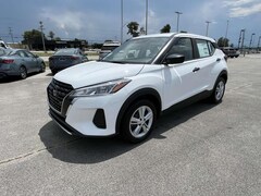 2025 Nissan Kicks Play S SUV