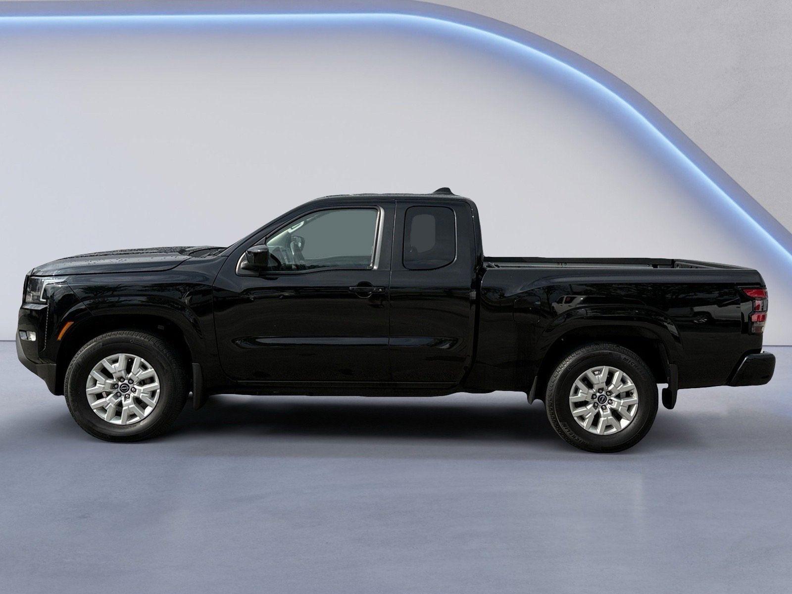 2022 Nissan Frontier King Cab SV photo 2