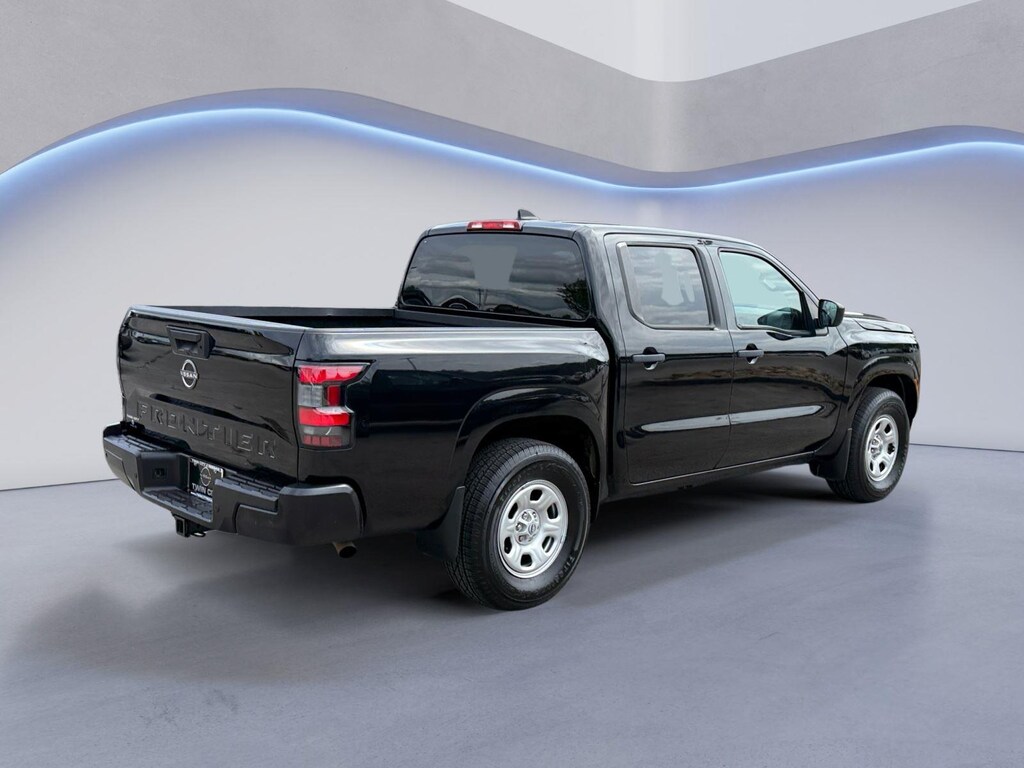 Used 2022 Nissan Frontier Truck Crew Cab