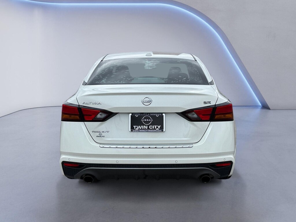 Used 2020 Nissan Altima 2.5 SR Sedan