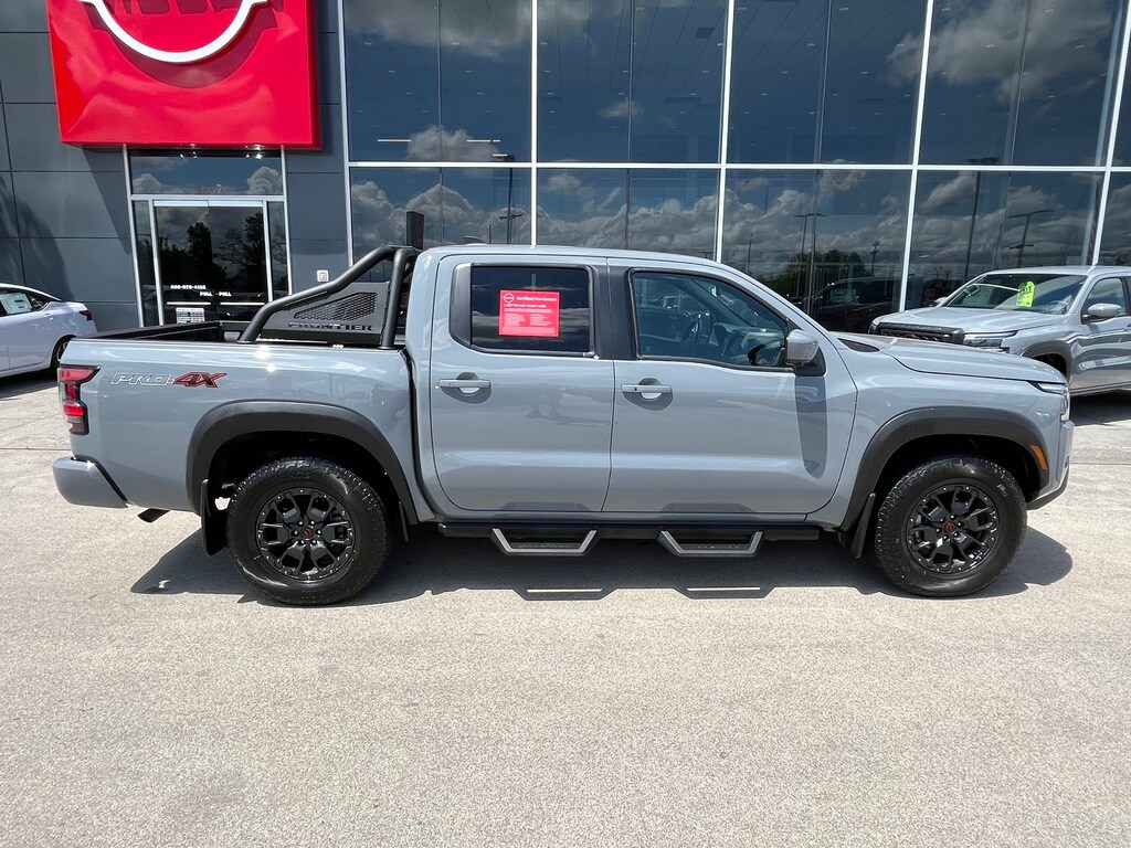 2024 Nissan Frontier PRO-4X photo 4