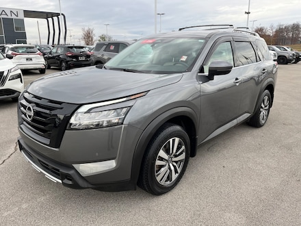 2024 Nissan Pathfinder SL SUV