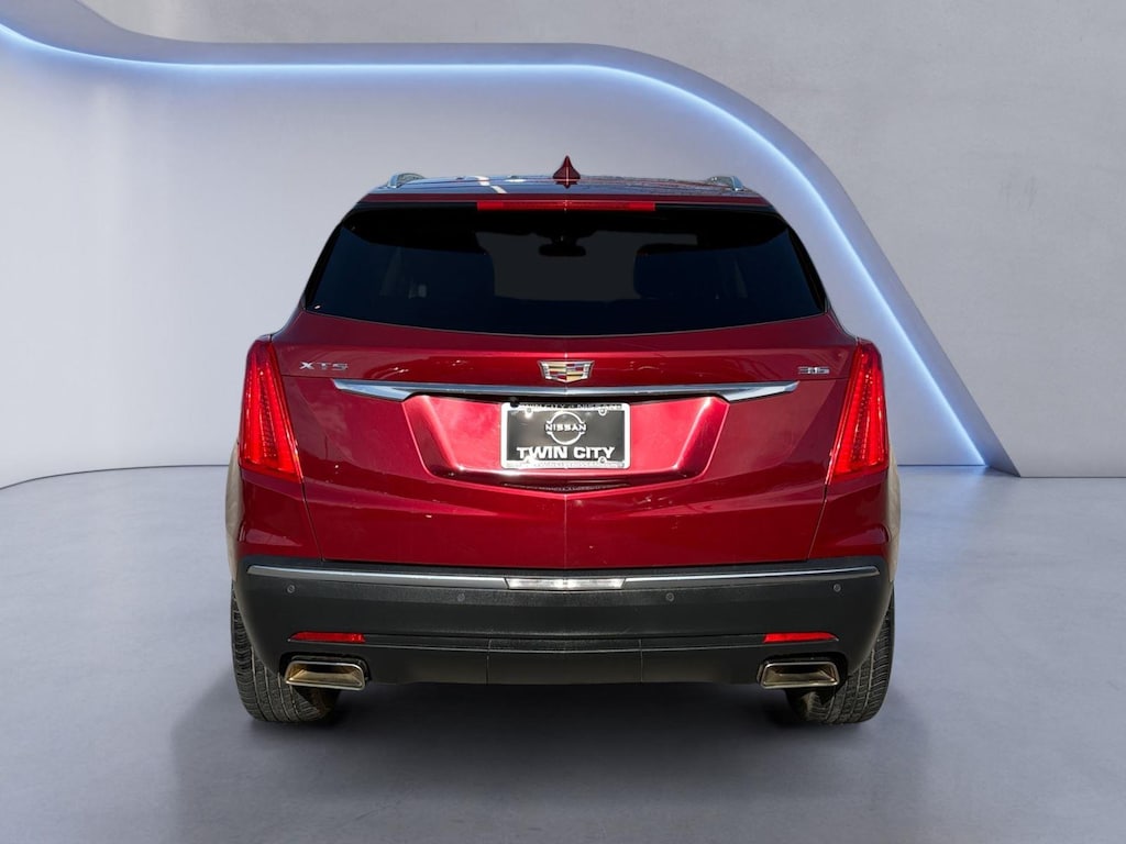 Used 2017 CADILLAC XT5 Luxury SUV