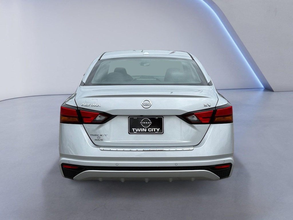 Certified 2022 Nissan Altima 2.5 SV Sedan